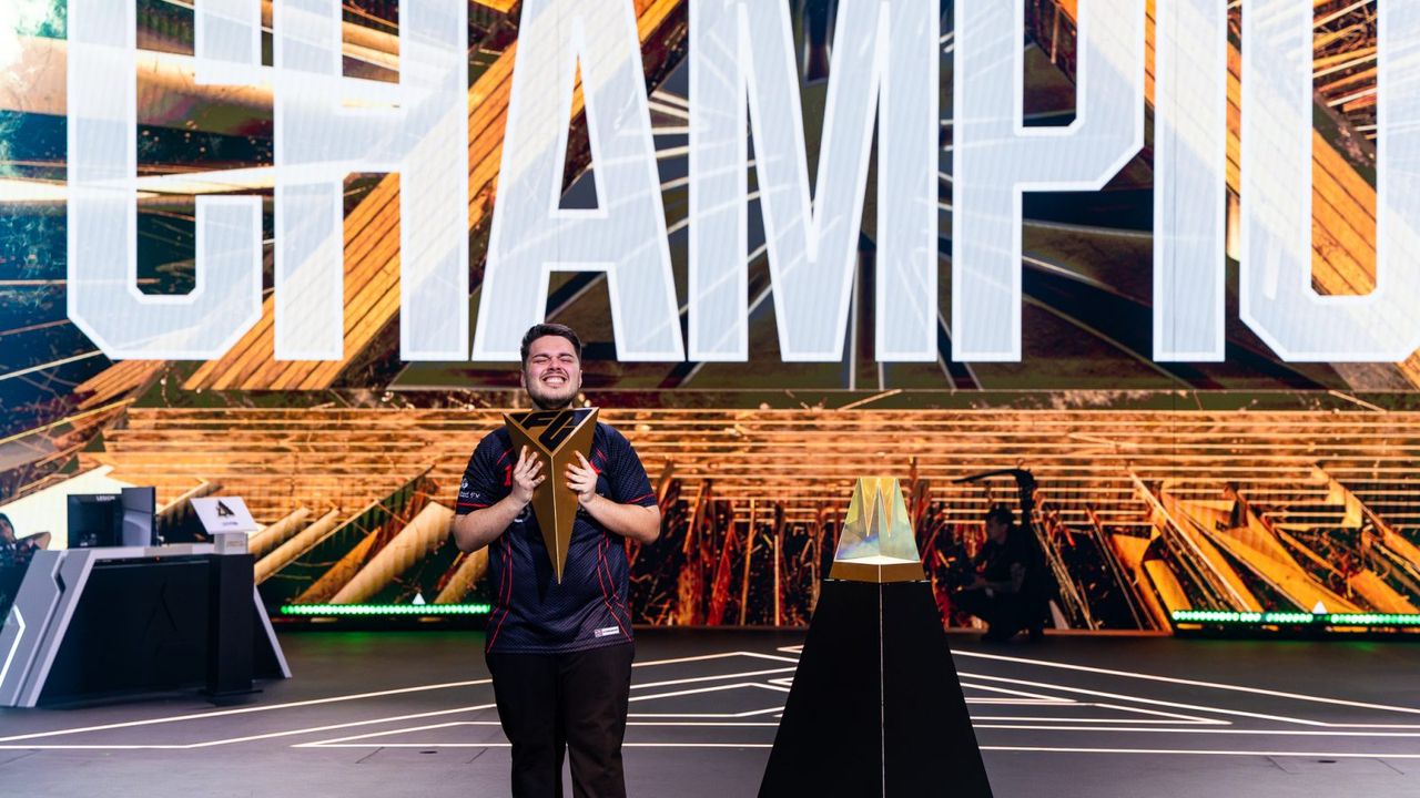 RvPLegend fra Hyperspirit vinder EA Sports FC Pro World Championship i dramatisk finale