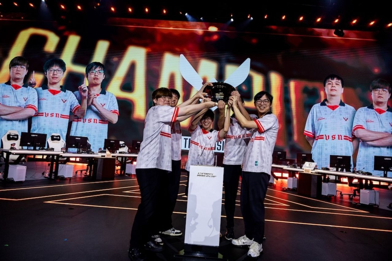 Team Vision domine l'Esports World Cup TFT avec un parcours historique depuis le lower bracket