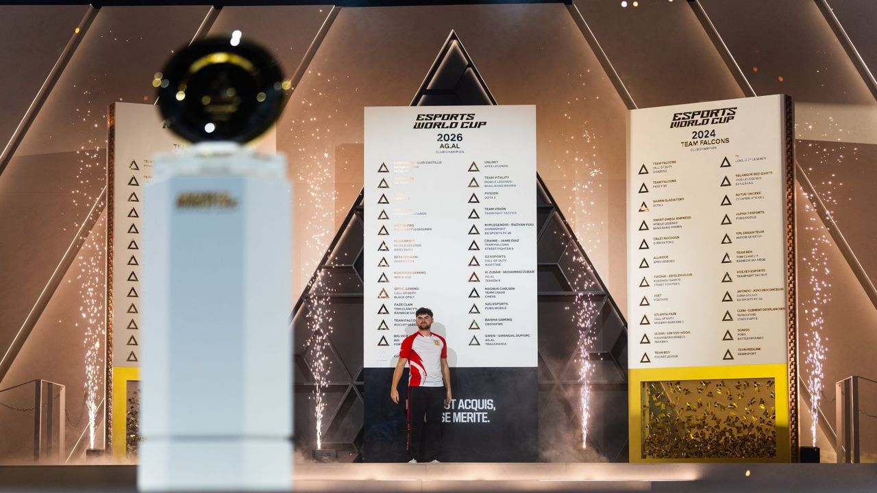 AG.AL tar ledning i Esports World Cup efter Gwendal Duparcs dominans i Trackmania